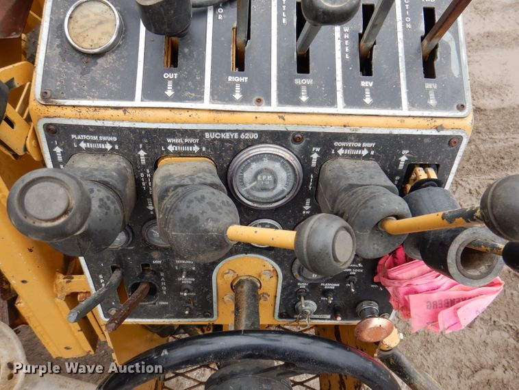 image for item DL5765 2000 Buckeye 6200M  tile plow