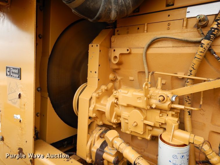 image for item DL5765 2000 Buckeye 6200M  tile plow