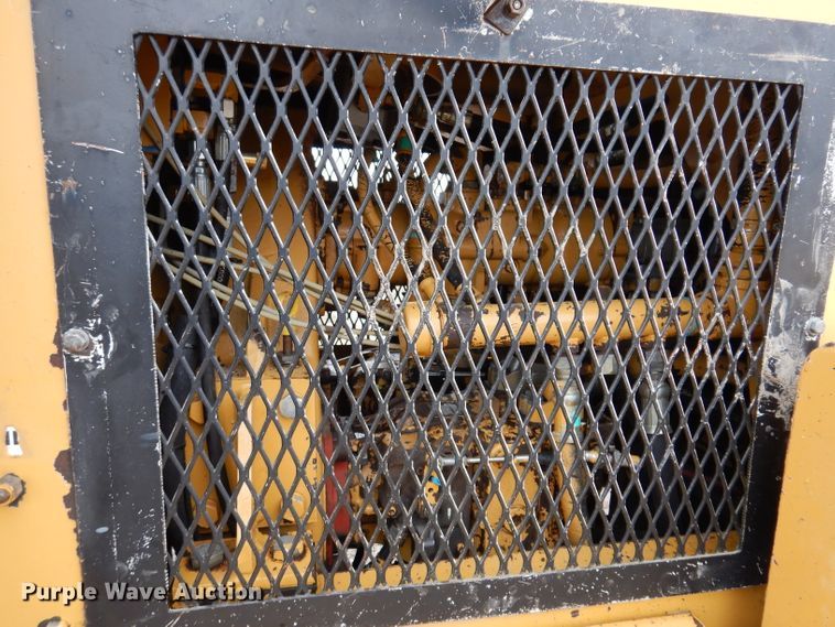 image for item DL5765 2000 Buckeye 6200M  tile plow