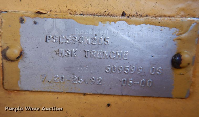 image for item DL5765 2000 Buckeye 6200M  tile plow