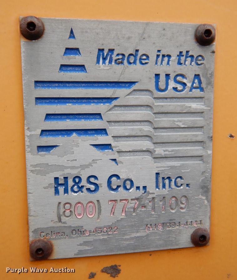 image for item DL5765 2000 Buckeye 6200M  tile plow