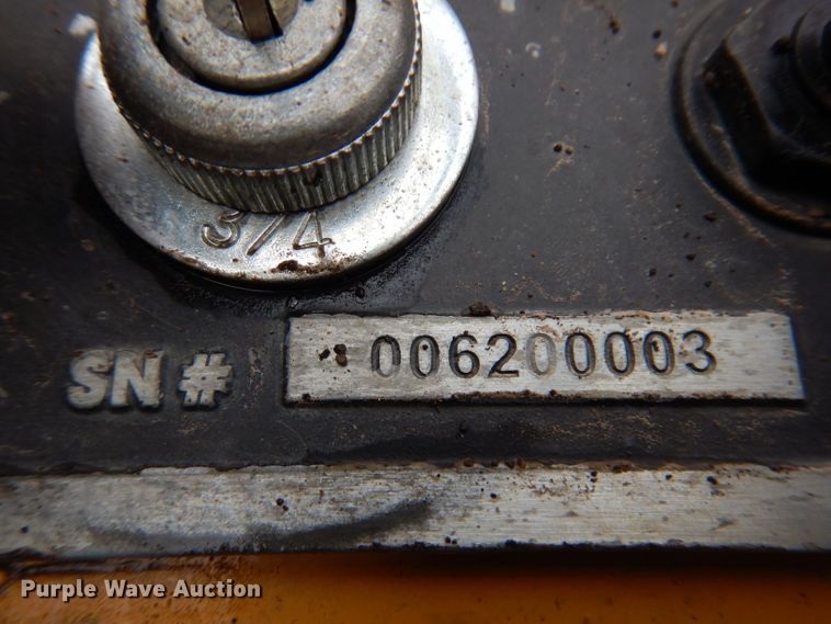 image for item DL5765 2000 Buckeye 6200M  tile plow