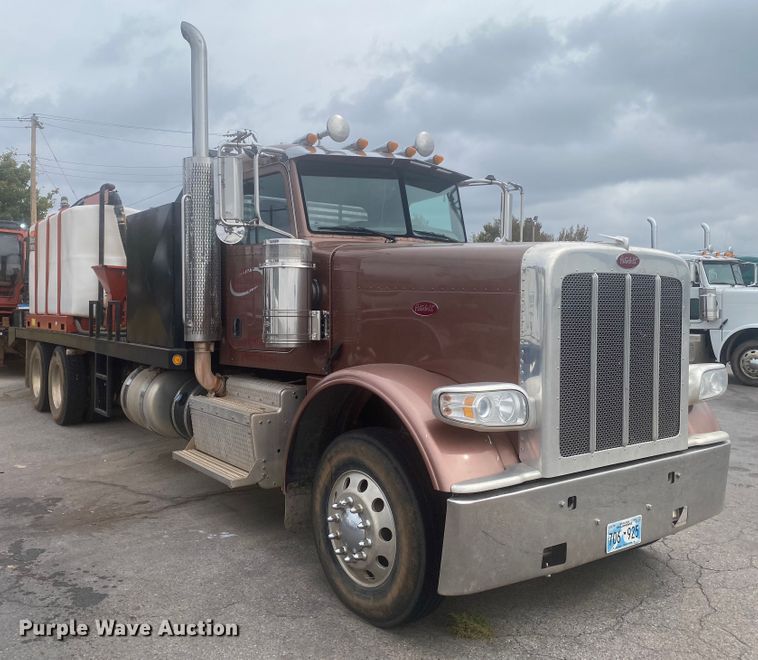 image for item DL6167 2012 Peterbilt 388  flatbed truck with mud mixer