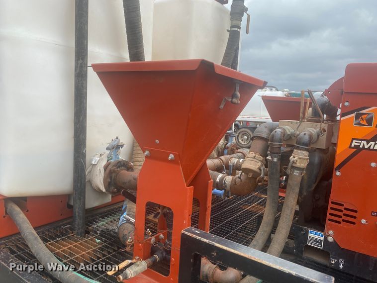 image for item DL6167 2012 Peterbilt 388  flatbed truck with mud mixer