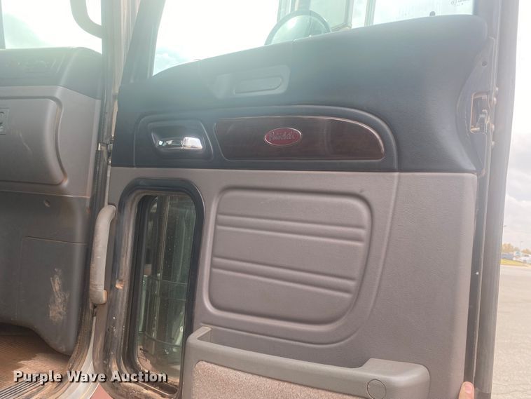 image for item DL6167 2012 Peterbilt 388  flatbed truck with mud mixer