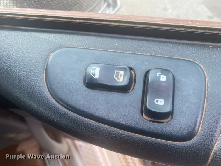 image for item DL6167 2012 Peterbilt 388  flatbed truck with mud mixer