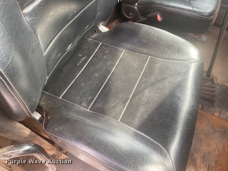 image for item DL6167 2012 Peterbilt 388  flatbed truck with mud mixer