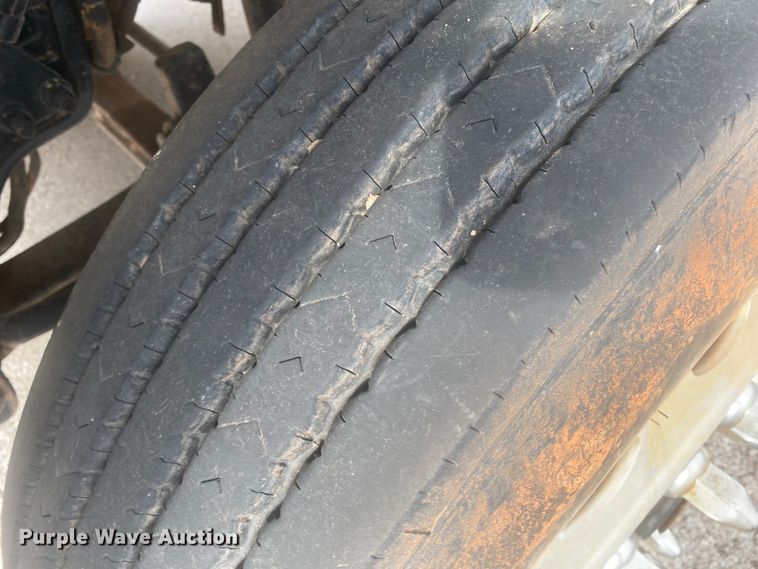 image for item DL6167 2012 Peterbilt 388  flatbed truck with mud mixer