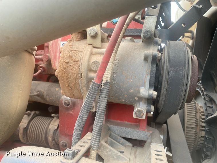 image for item DL6169 2013 Peterbilt 388  semi truck