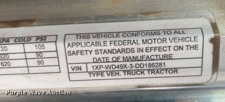 image for item DL6169 2013 Peterbilt 388  semi truck