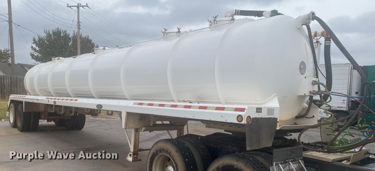 image for item DL6170 2011 Dragon  vacuum trailer