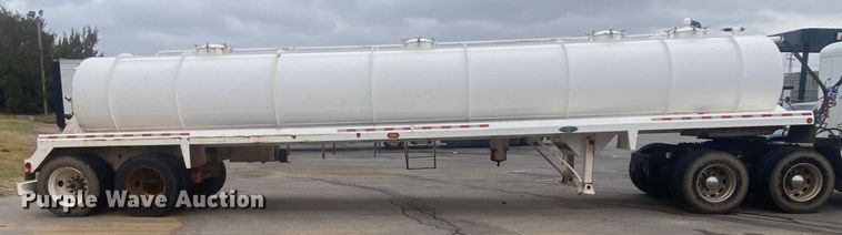 image for item DL6170 2011 Dragon  vacuum trailer