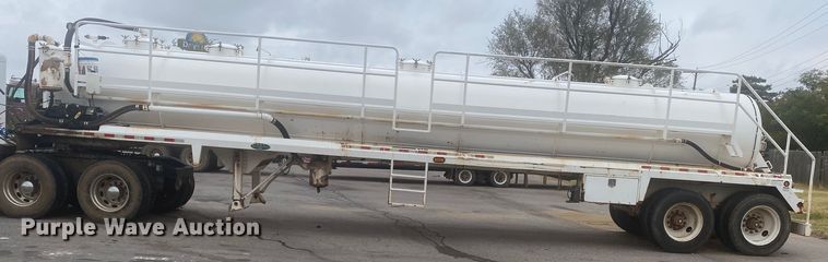 image for item DL6170 2011 Dragon  vacuum trailer