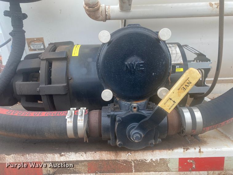 image for item DL6170 2011 Dragon  vacuum trailer