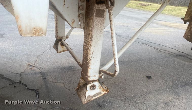 image for item DL6170 2011 Dragon  vacuum trailer