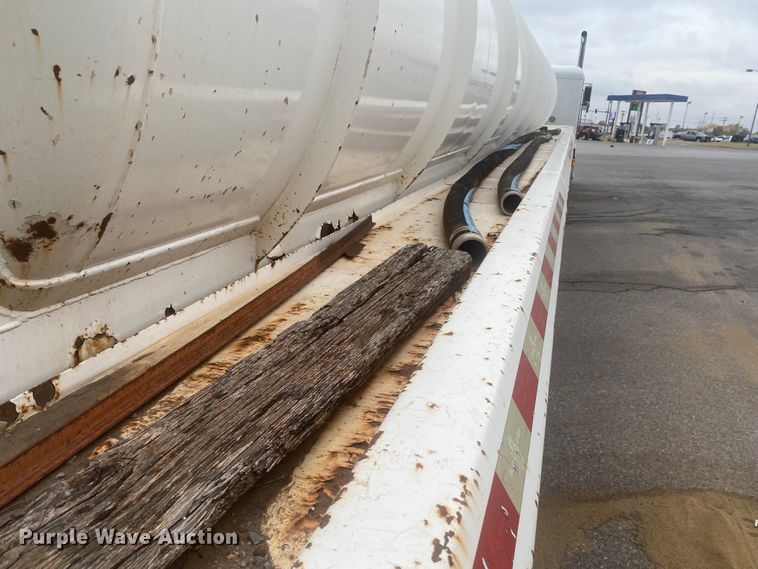 image for item DL6170 2011 Dragon  vacuum trailer