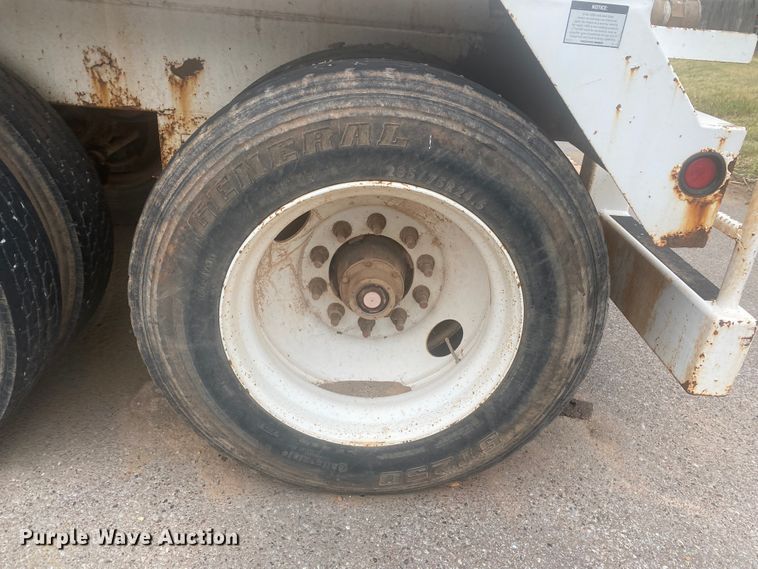 image for item DL6170 2011 Dragon  vacuum trailer