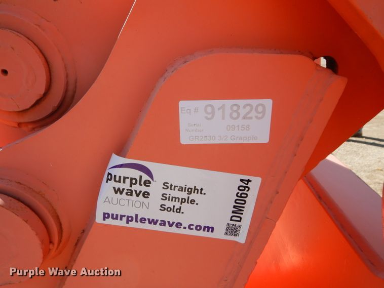 image for item DM0694 NPK GR2530 44.5" W grapple