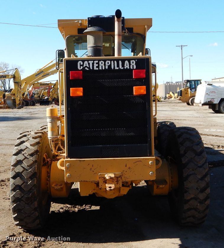 image for item DM0735 2000 Caterpillar 143H  motor grader