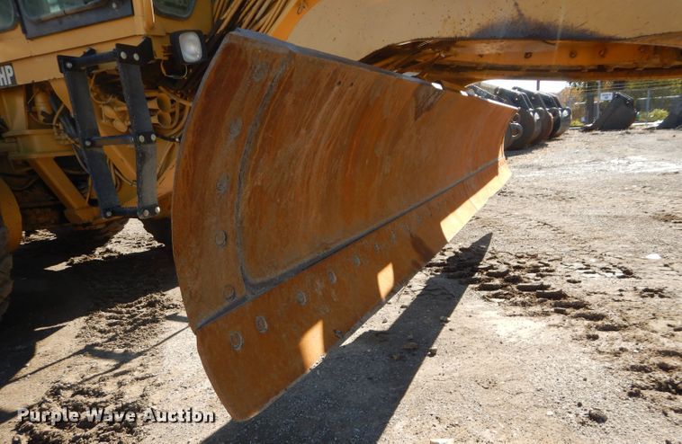 image for item DM0735 2000 Caterpillar 143H  motor grader