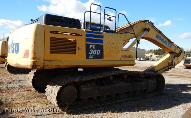 image for item DM0736 2013 Komatsu PC360LC-10  excavator