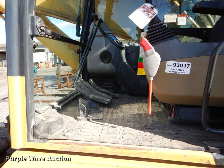 image for item DM0736 2013 Komatsu PC360LC-10  excavator