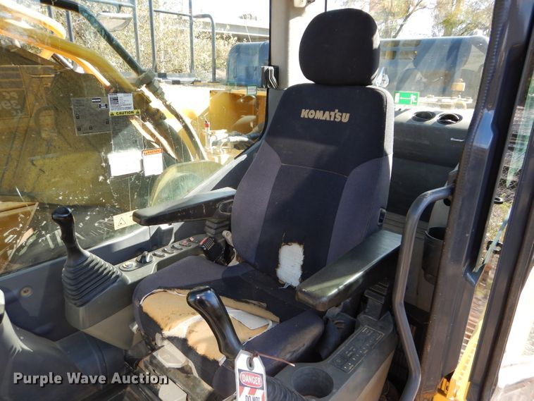 image for item DM0736 2013 Komatsu PC360LC-10  excavator