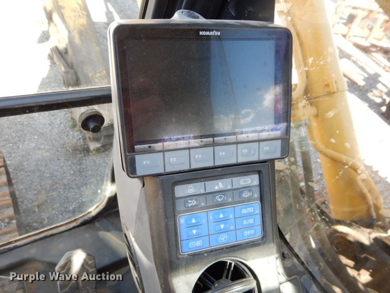 image for item DM0736 2013 Komatsu PC360LC-10  excavator