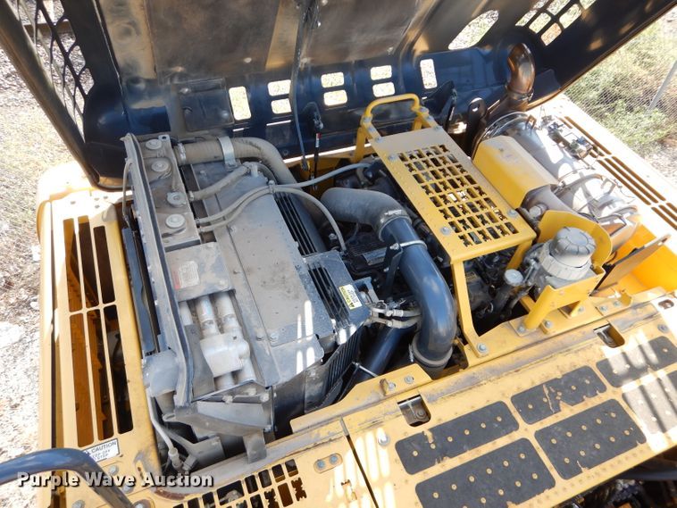 image for item DM0736 2013 Komatsu PC360LC-10  excavator