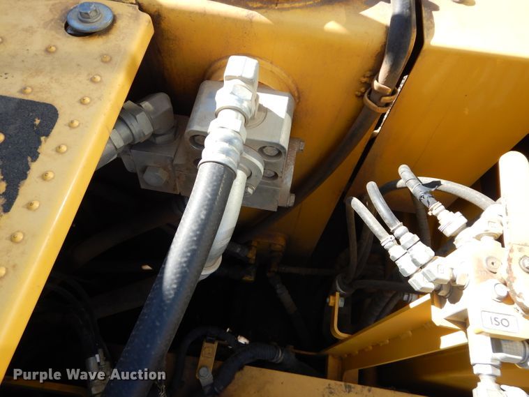 image for item DM0736 2013 Komatsu PC360LC-10  excavator