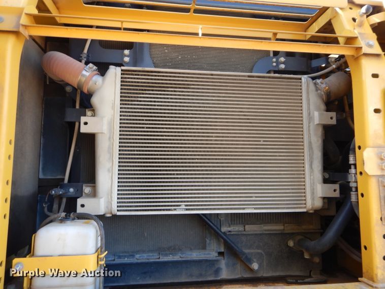 image for item DM0736 2013 Komatsu PC360LC-10  excavator