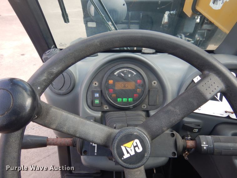 image for item DM5314 2015 Caterpillar TH255C  telehandler