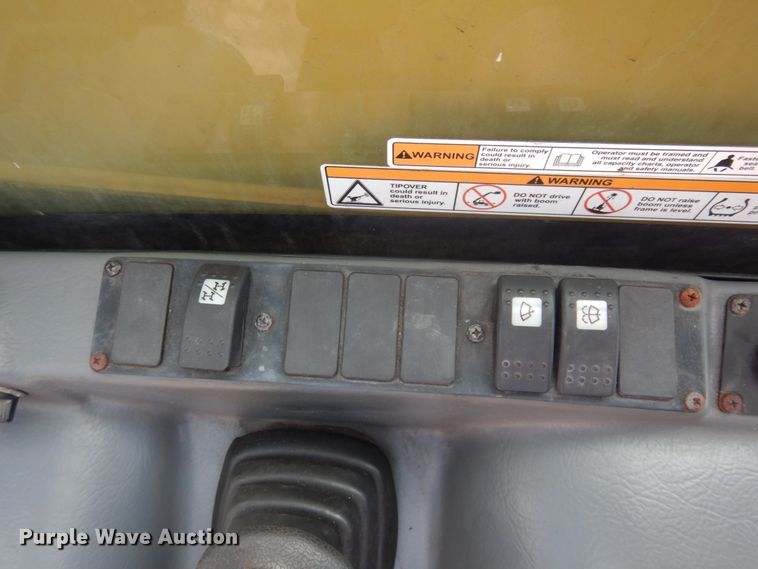 image for item DM5314 2015 Caterpillar TH255C  telehandler