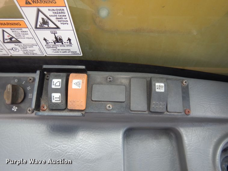 image for item DM5314 2015 Caterpillar TH255C  telehandler