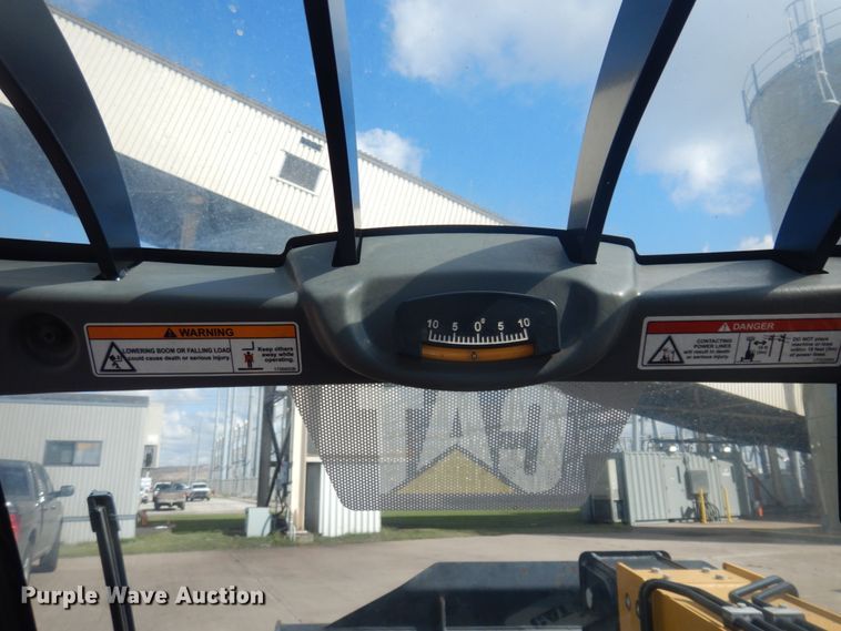 image for item DM5314 2015 Caterpillar TH255C  telehandler