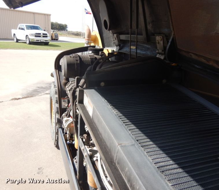 image for item DM5314 2015 Caterpillar TH255C  telehandler