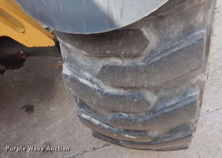 image for item DM5314 2015 Caterpillar TH255C  telehandler