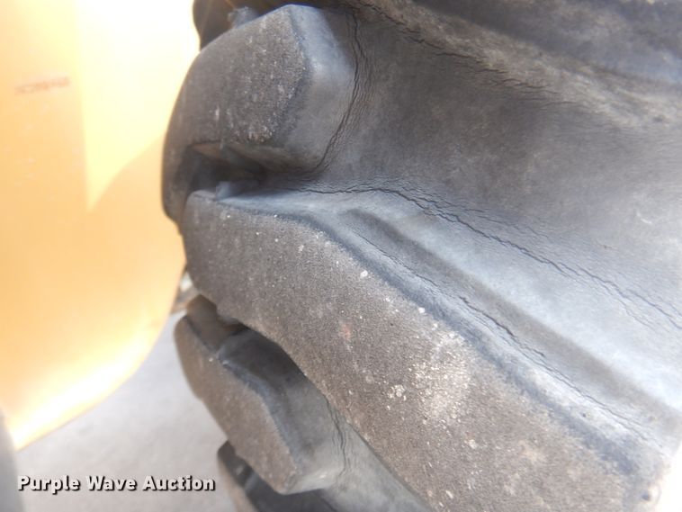 image for item DM5314 2015 Caterpillar TH255C  telehandler