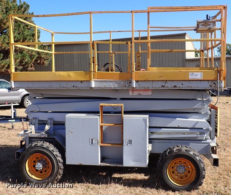 image for item DN2240 1998 Sky Jack 3J 8841  scissor lift