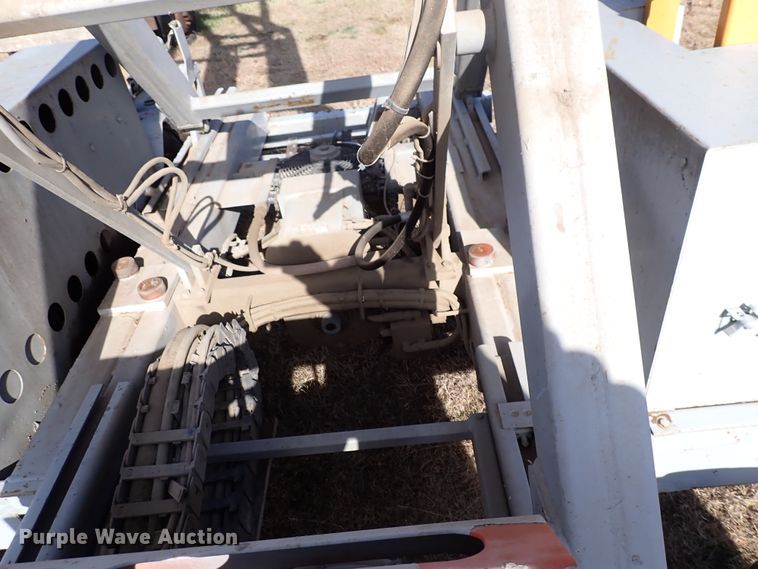 image for item DN2240 1998 Sky Jack 3J 8841  scissor lift