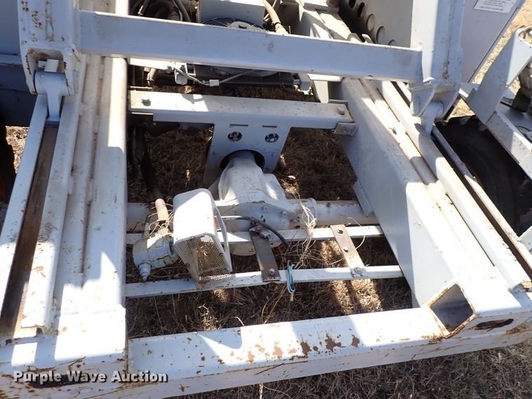 image for item DN2240 1998 Sky Jack 3J 8841  scissor lift