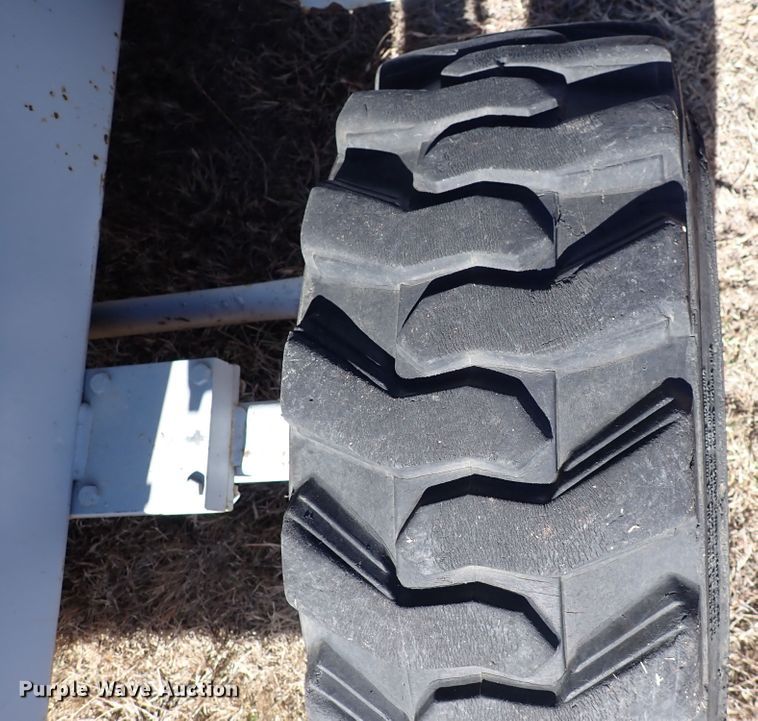 image for item DN2240 1998 Sky Jack 3J 8841  scissor lift