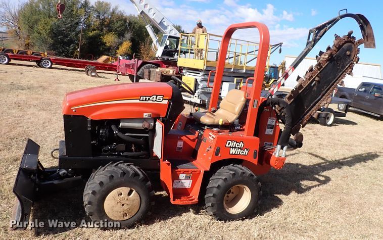 image for item DN2242 2013 Ditch Witch RT45  trencher