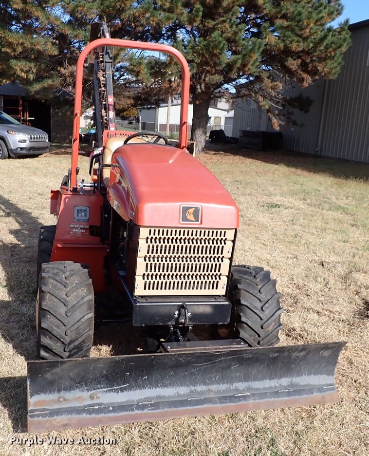 image for item DN2242 2013 Ditch Witch RT45  trencher