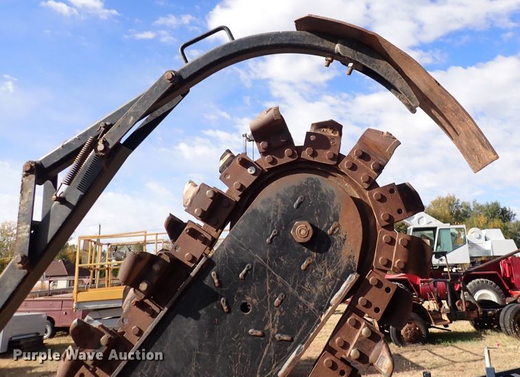 image for item DN2242 2013 Ditch Witch RT45  trencher
