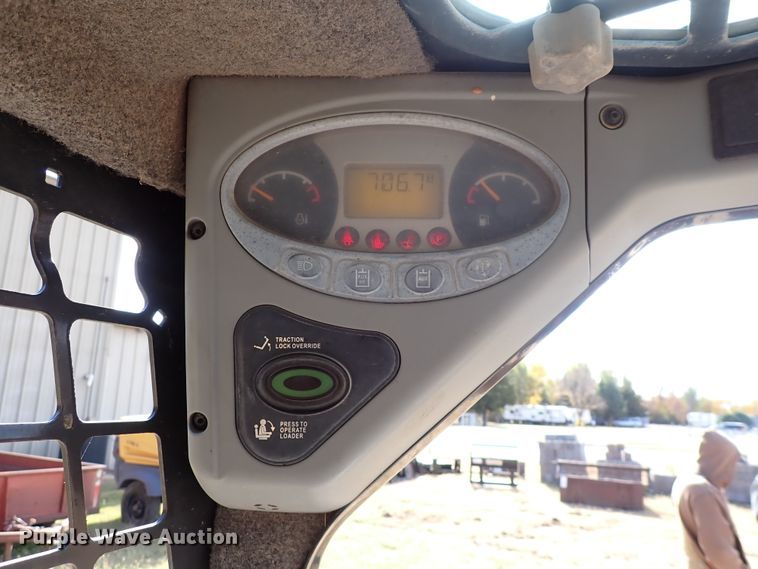 image for item DN2243 2013 Bobcat S130  skid steer loader