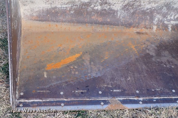 image for item DN2243 2013 Bobcat S130  skid steer loader