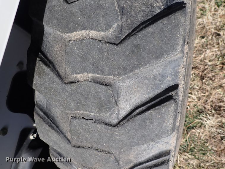 image for item DN2243 2013 Bobcat S130  skid steer loader