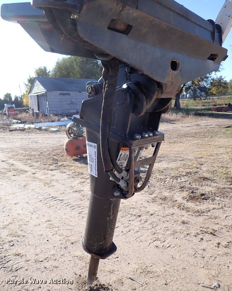 image for item DN2245 Bobcat HB980  skid steer breaker