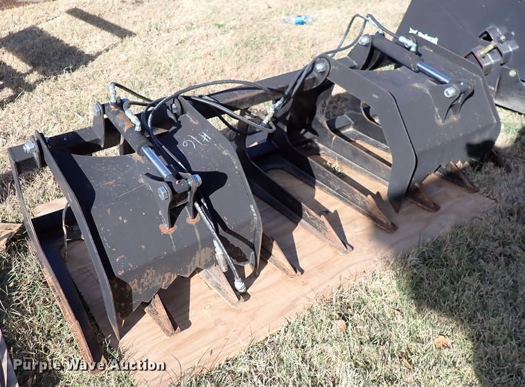 image for item DN2247 Brute  82"W skid steer grapple bucket
